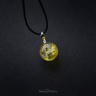 Geltonas pakabukas-burbulas su pūkais "Saulės Pūkai" (15mm)