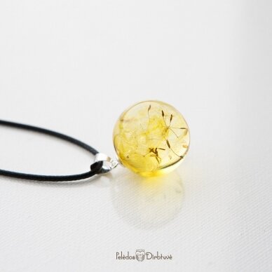 Geltonas pakabukas-burbulas su pūkais "Saulės Pūkai" (25mm) 5