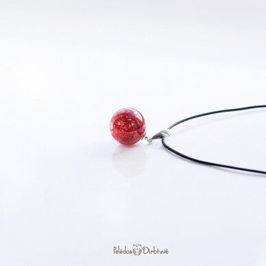 Raudonas pakabukas-burbulas "Lyg Koralai" (15mm) 2